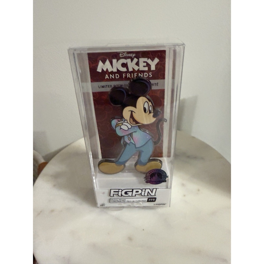 Disney FIGPIN 773 50th Mickey Mouse Pin 2022 Limited Edition Disney Exclusive NW
